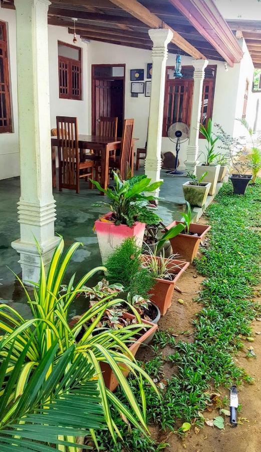 Bindu Homestay Wellawaya Bagian luar foto